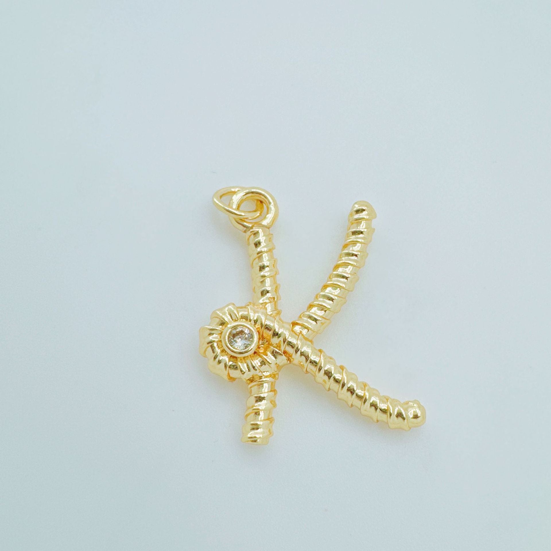 Wholesale Gold Plated Copper 26 Letter Alphabet Pendant,  Trendy Hip-Hop Jewelry Accessory for Everyday Gift