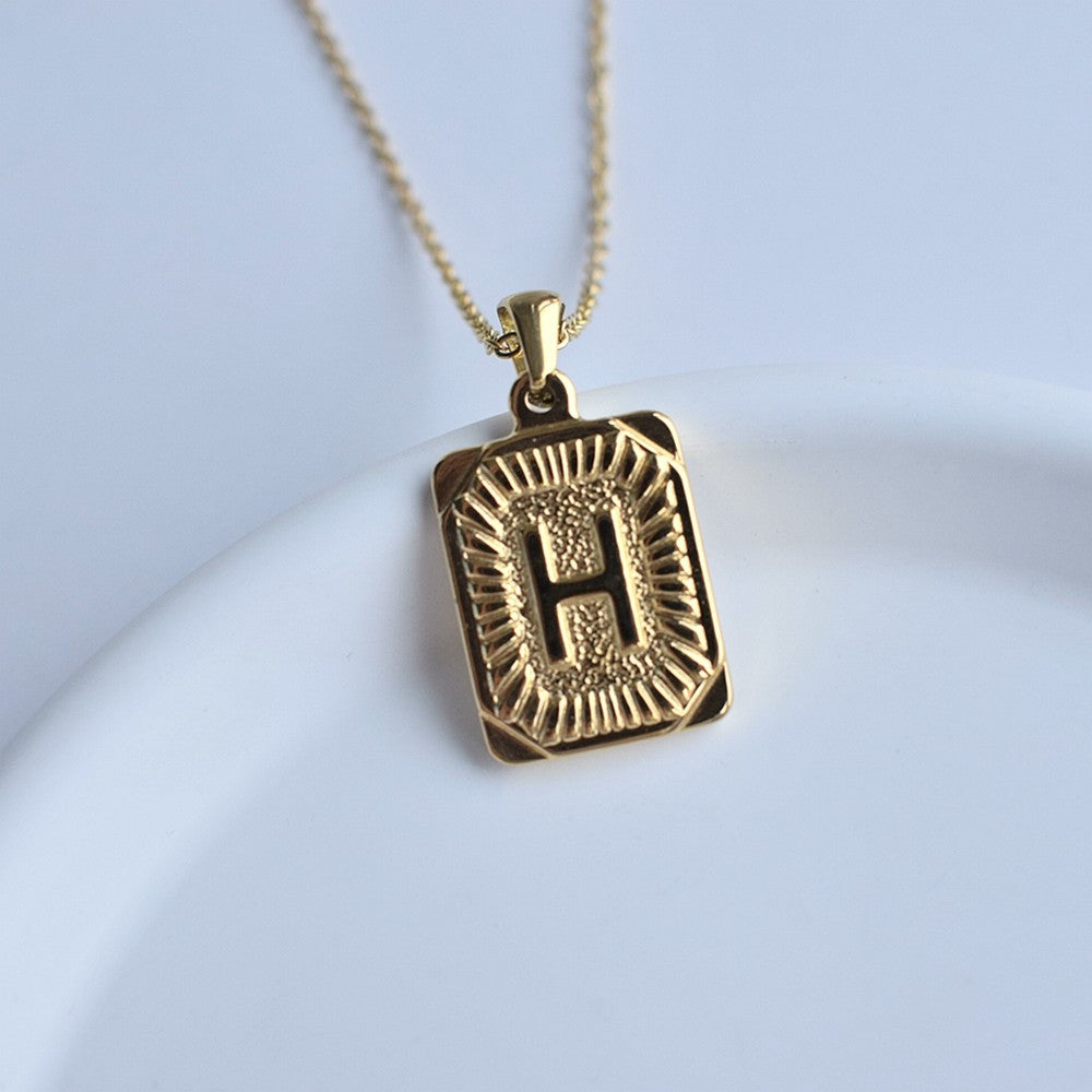 Wholesale Stainless Steel Letter Square Brand Pendant Plated 18K Necklace