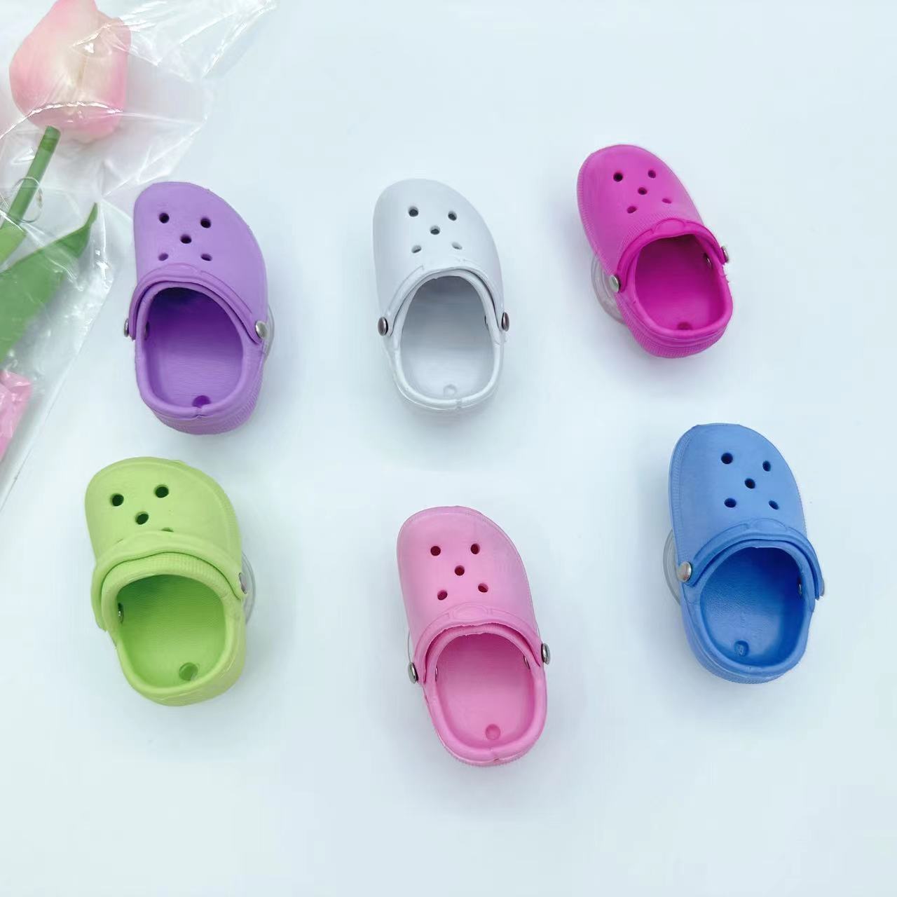 Wholesale Anti-Lost Creative Clogs Transparent phone stand