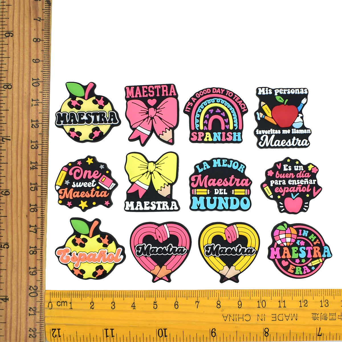 Decorazione casuale all'ingrosso della fibbia della scarpa di gomma morbida del PVC di serie dell'insegnante di spagnolo di e-commerce 100pcs