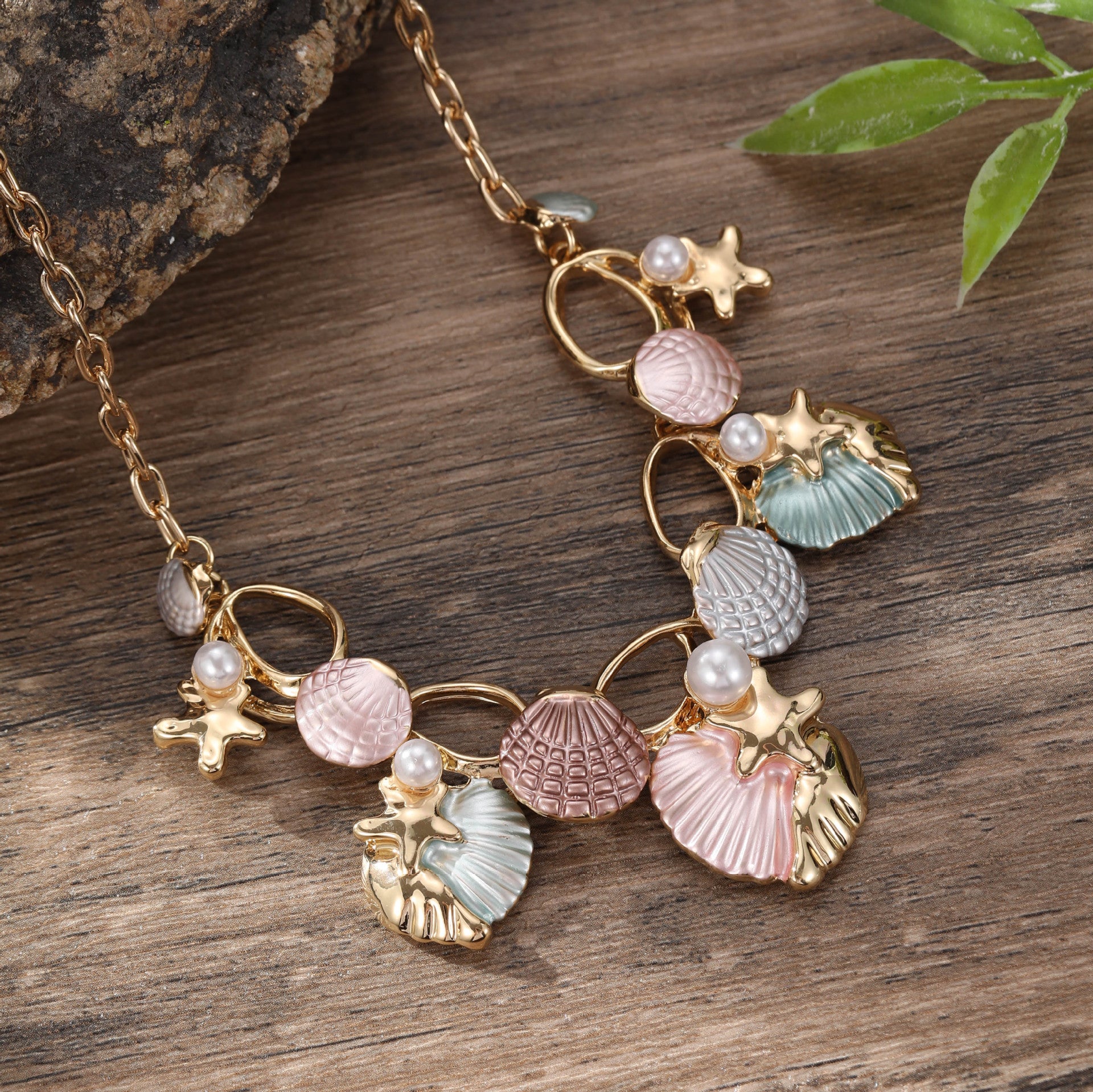 Wholesale Colorful Starfish Shell Necklace Beachy Fresh Zinc Alloy Ocean Theme Necklaces