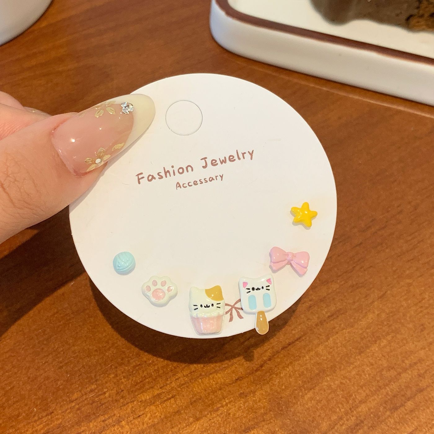 Wholesale Small exquisite and cute earring set asymmetrical dopamine silver needle earrings