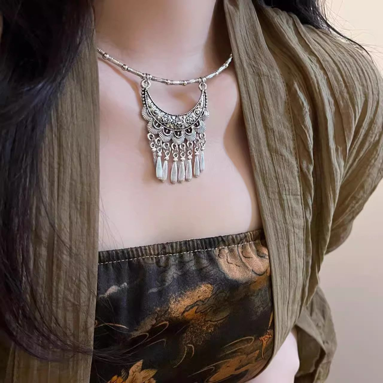 Wholesale Ethnic Style Alloy Pendant Necklace,  Geometric Clavicle Chain,  Boutique Jewelry Accessory
