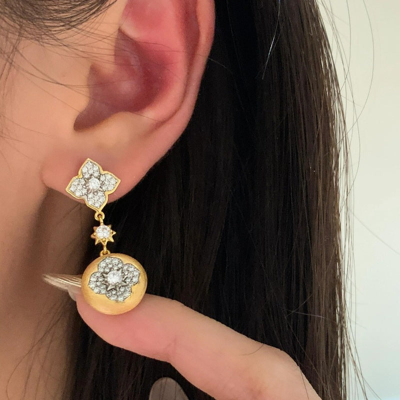 Wholesale Medium style four-leaf flower bracelet earrings set