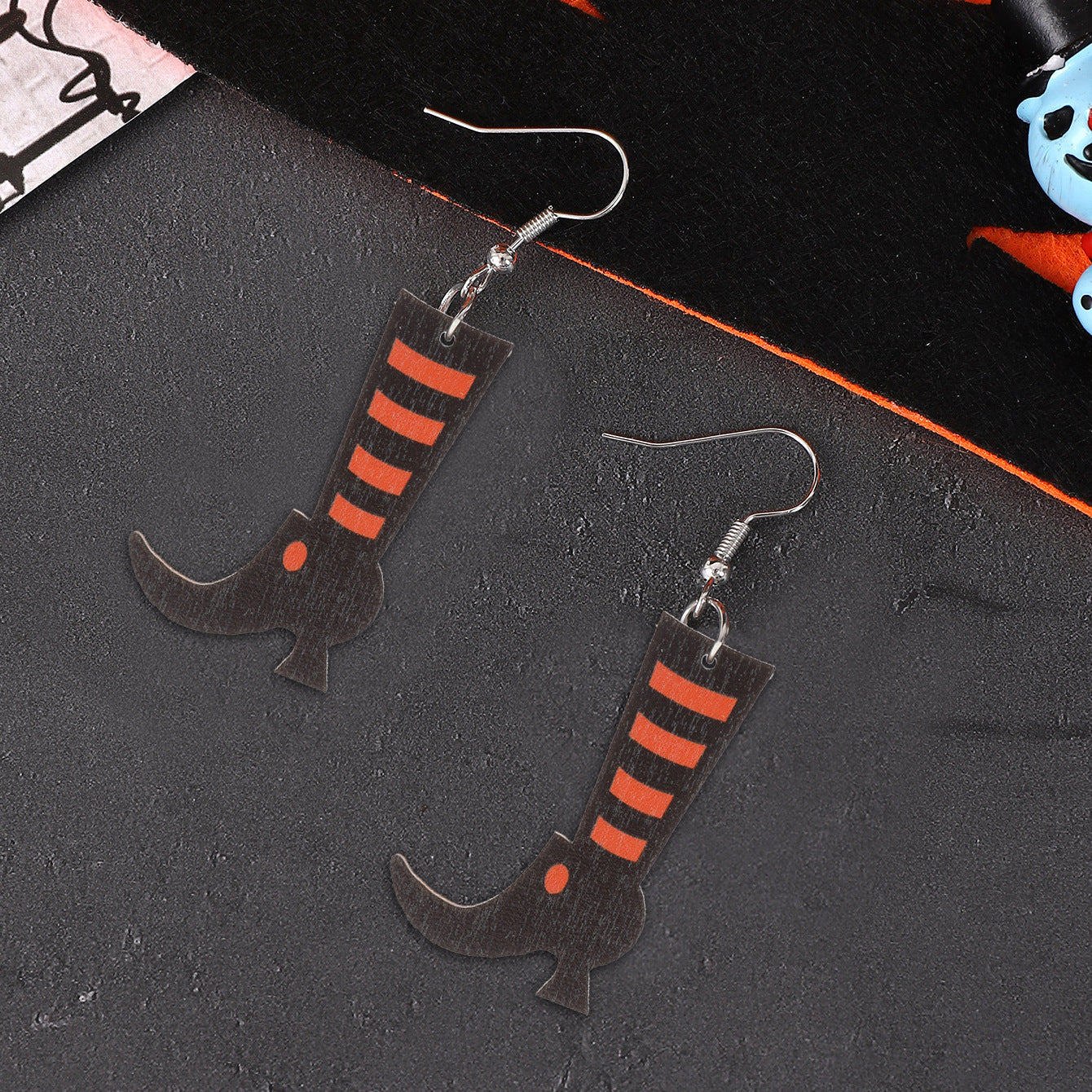 Wholesale Halloween witch hat boots hairstyle wooden  earrings