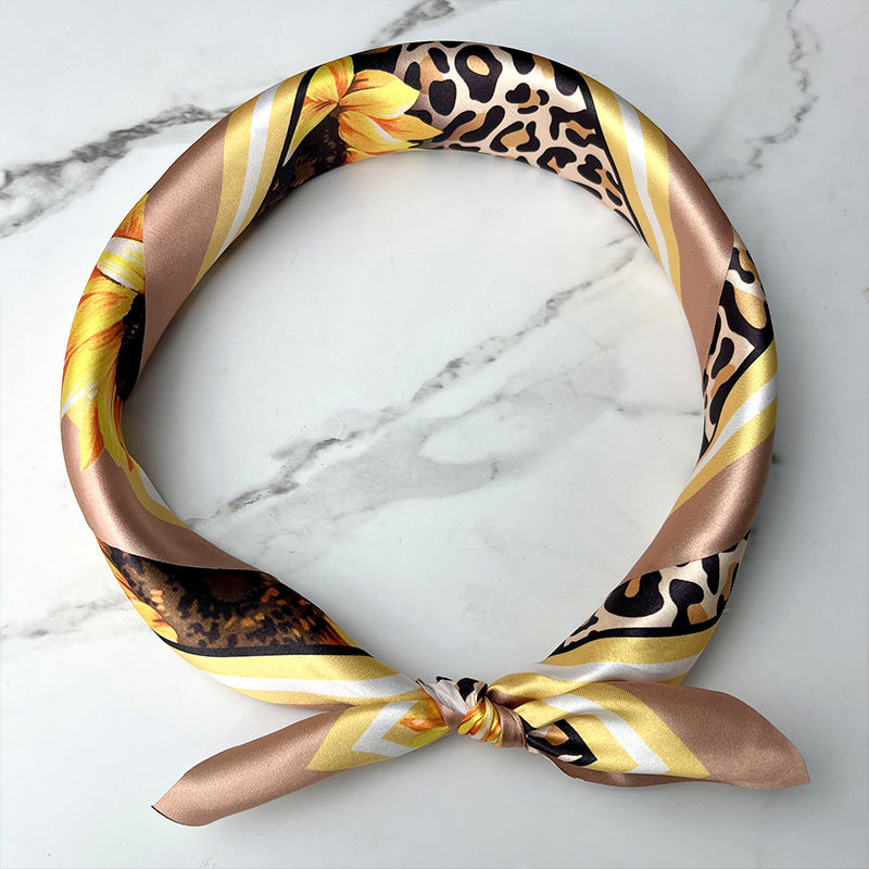 Wholesale  Sunflower Leopard Fashion Silk  Scarf