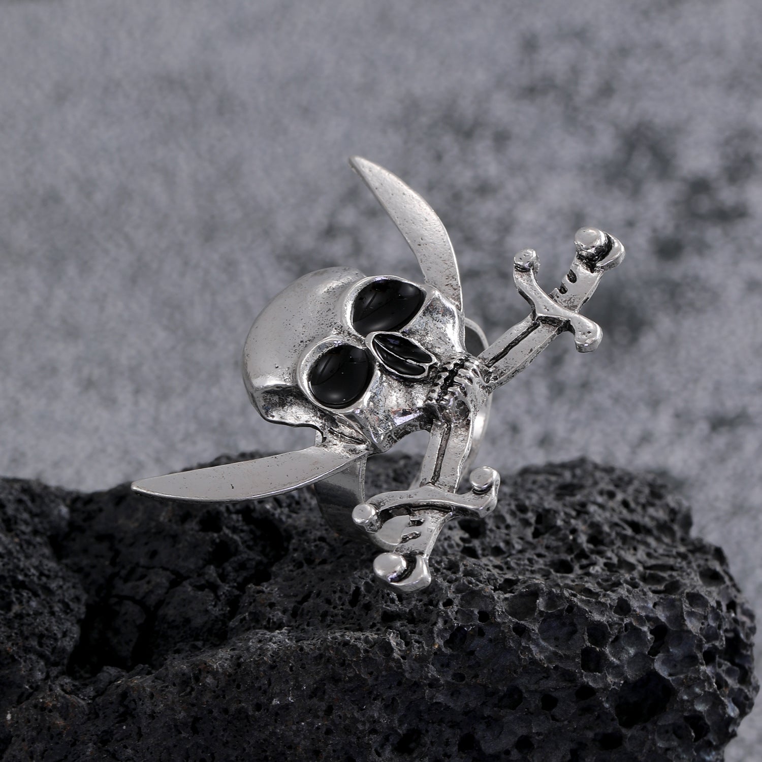 Wholesale heart double skull starburst open ring