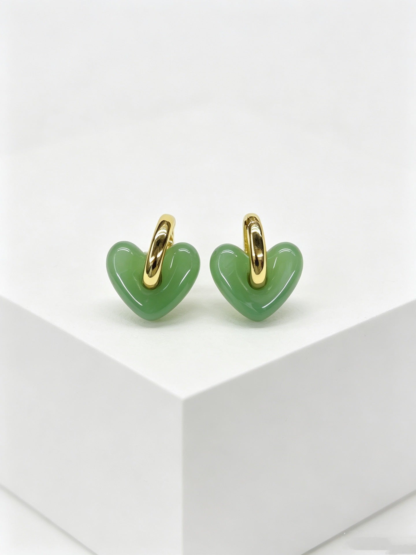 Wholesale Korean Style Acrylic Heart Earrings And Ear Cuffs For Women Trendy Party Jewelry Accessory