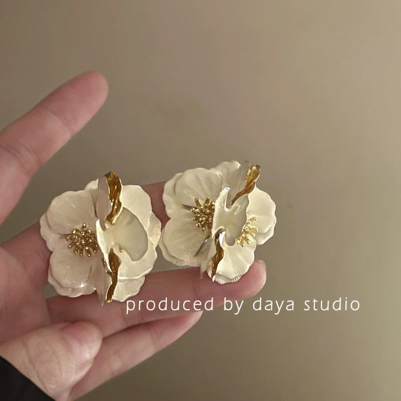Wholesale Embossed Hazy Blue Vintage Drip Glaze Rose Flower Zircon Earrings