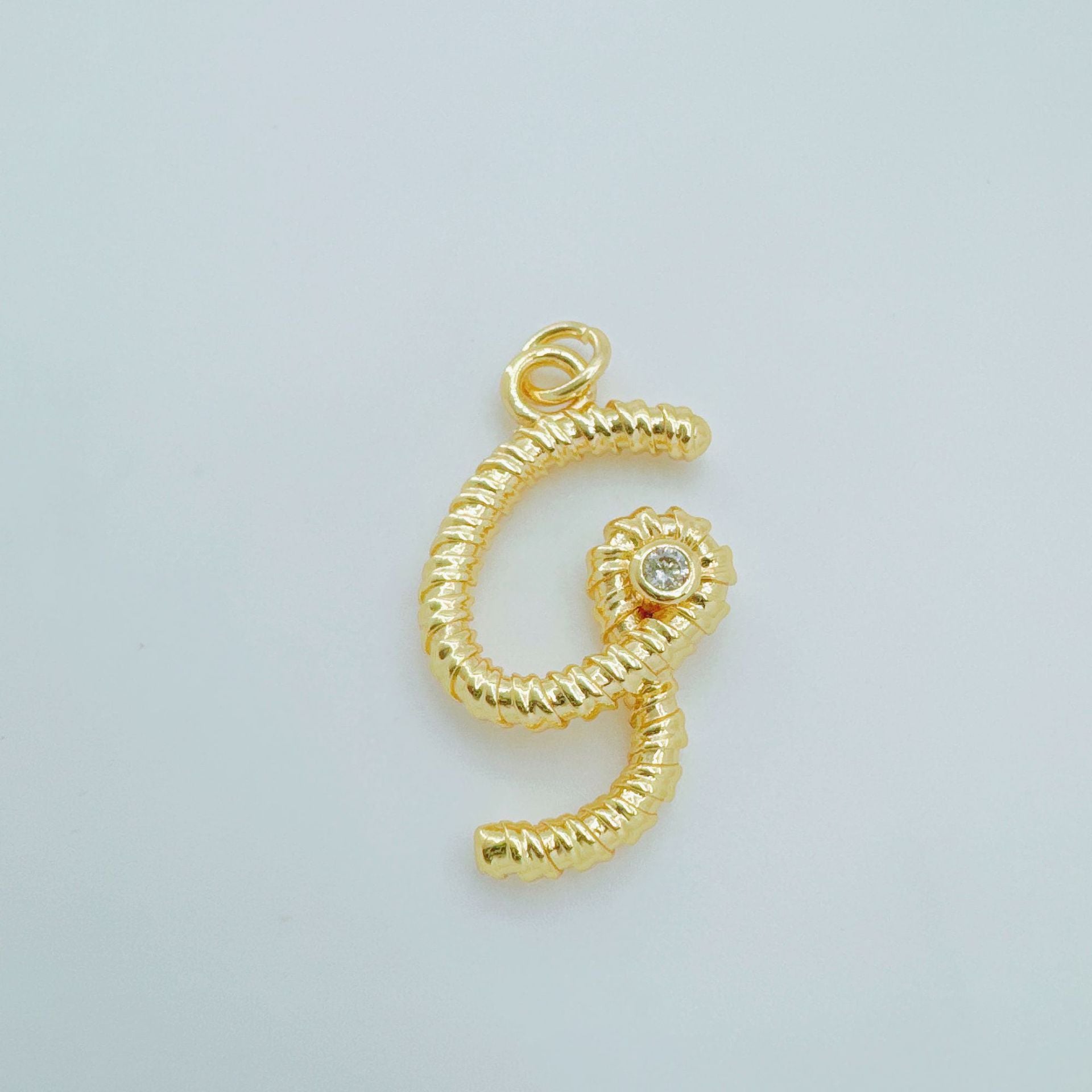 Wholesale Gold Plated Copper 26 Letter Alphabet Pendant,  Trendy Hip-Hop Jewelry Accessory for Everyday Gift