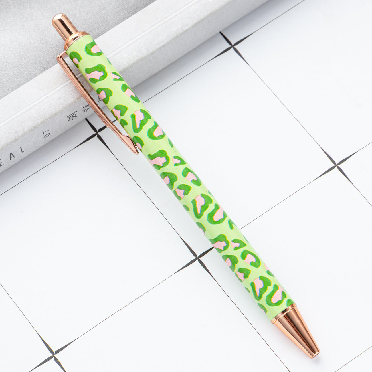 Wholesale Back to School floral film pen multi-color cartoon cute leopard ballpoint pen