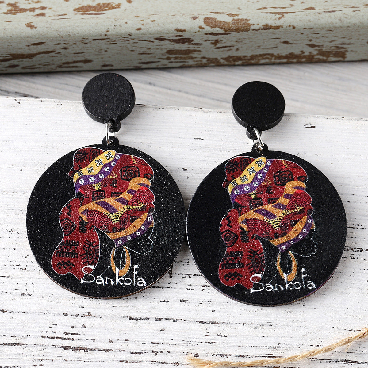 Wholesale Queen's head pendant earrings wooden double-sided earrings