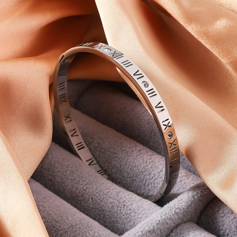 Wholesale Roman Numeral Clasp Titanium Steel Egg Shape Bracelet ACC-BT-Ruif003