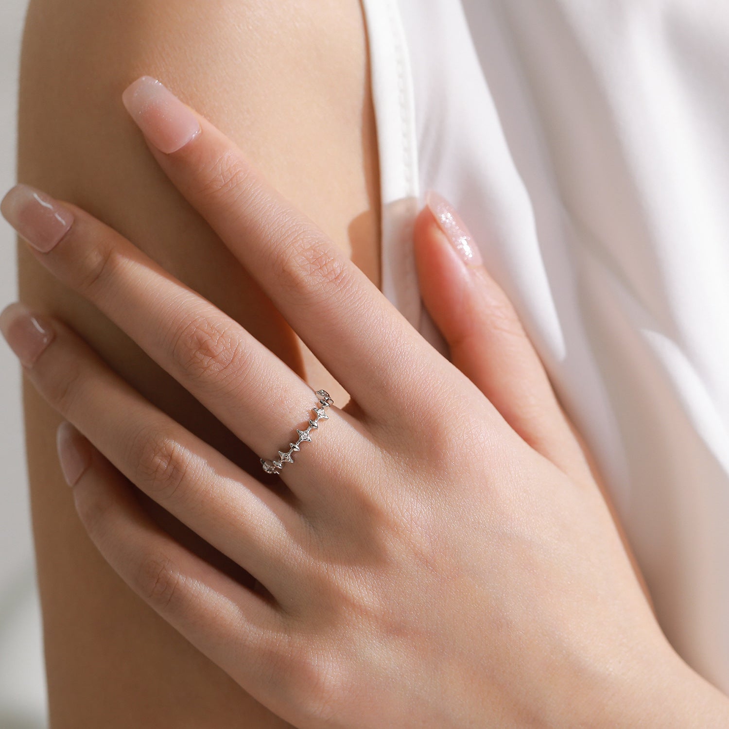 Wholesale S925 sterling silver star ring zircon ring