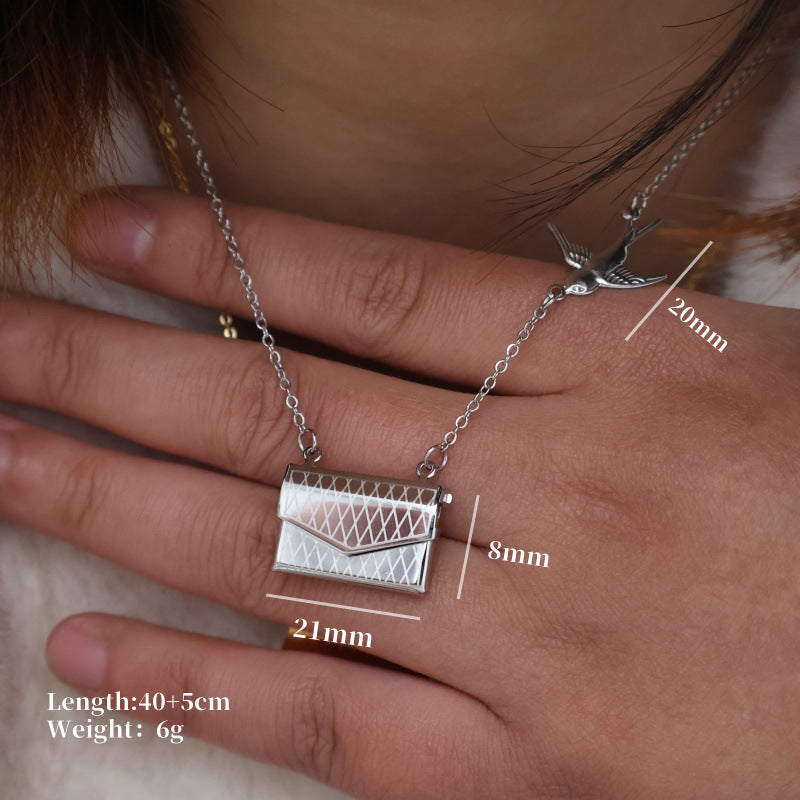 Wholesale Stainless steel  Love Couple Opening and Closing Commemorative Album Necklace