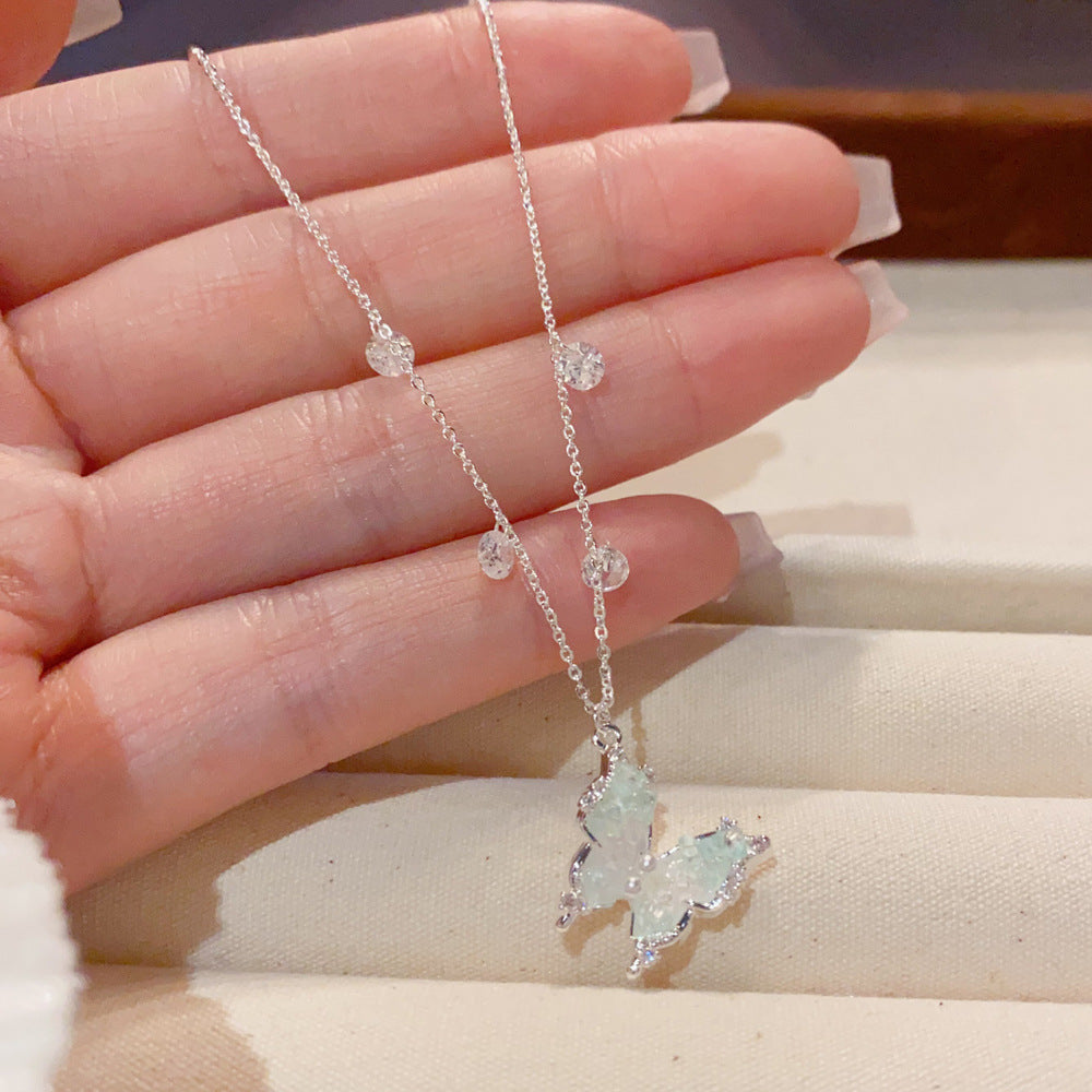 Wholesale Fashion Butterfly Necklace,  Thick Silver Point Crushed Crystal,  Gold Plated Copper - Stylish Collarbone Chain Jewelry for Women