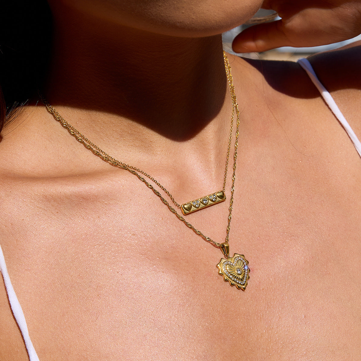 Wholesale 18K Gold Stainless Steel Heart Square Necklace with White Diamonds