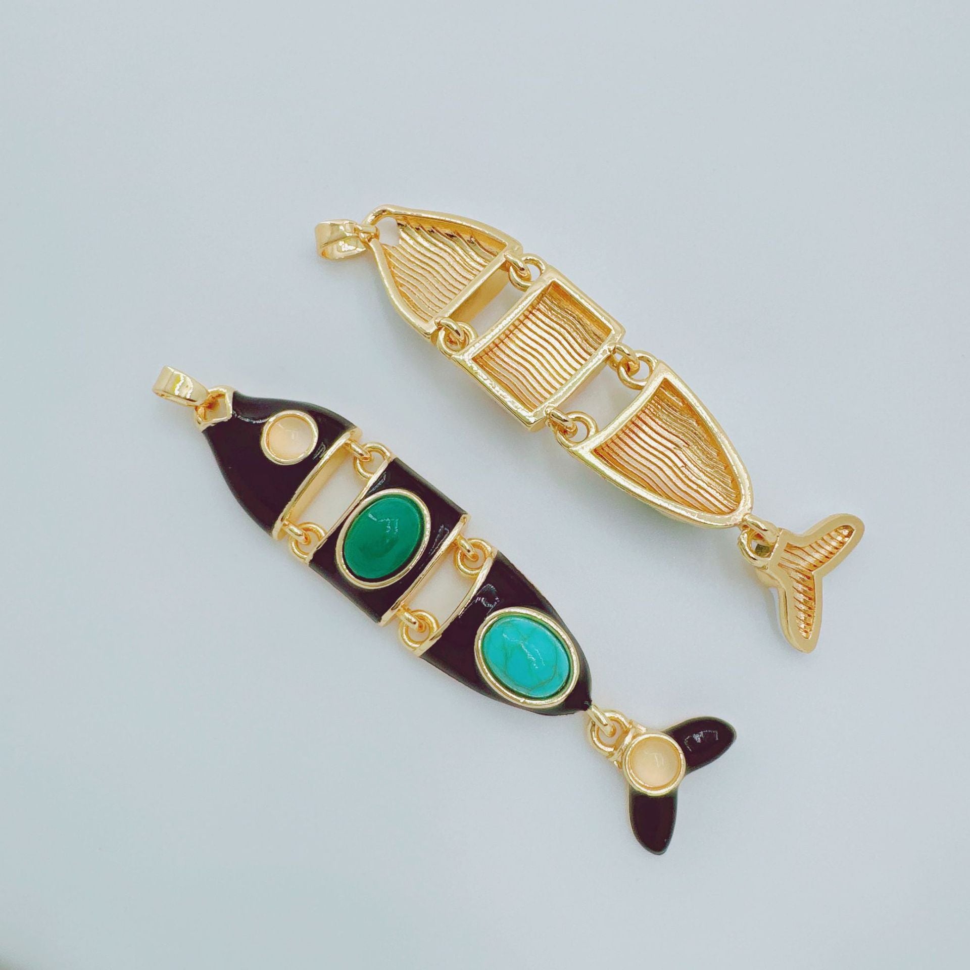 Wholesale Copper Koi Pendant Necklace Ocean Series Trendy Jewelry Accessory for Women