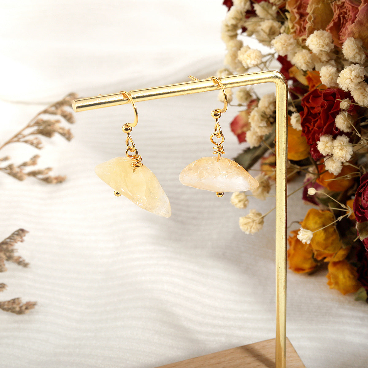 Wholesale A variety of simple natural crystal stone earrings ear jewelry