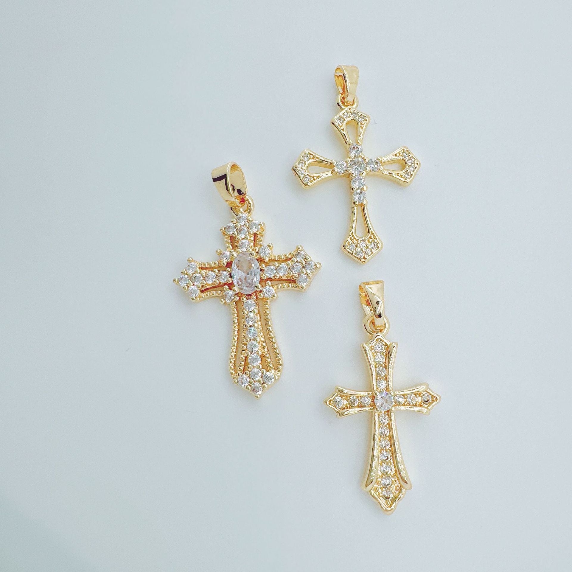 Wholesale European Style Gold-Plated Rhinestone Cross Pendant Car Key Accessory Fashion Jewelry
