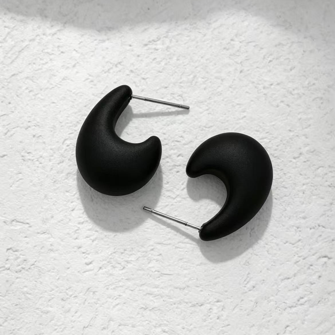 Wholesale Teardrop Earrings Alloy Electroplated European Style Jewelry Accessory