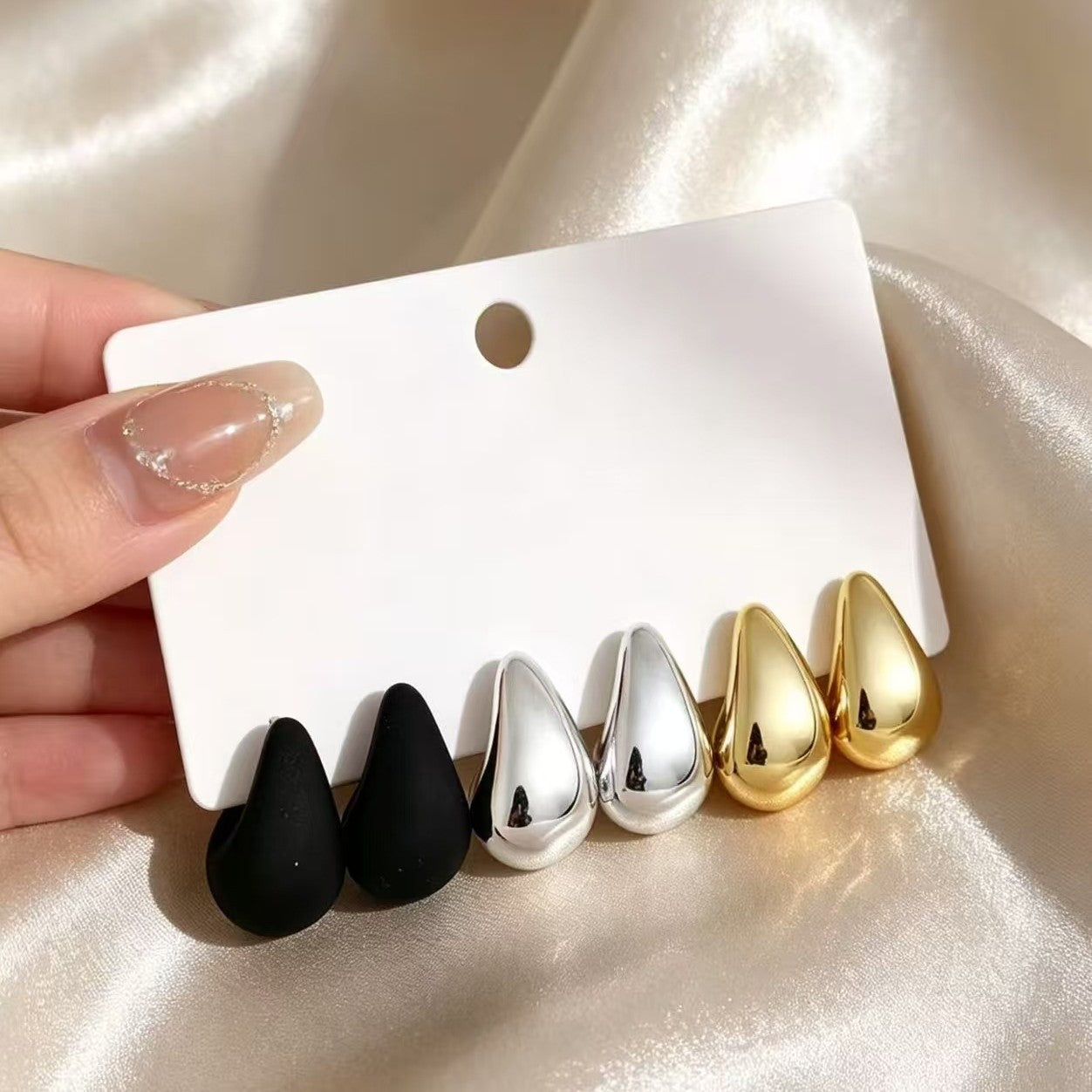 Wholesale European and American Cross-Border Hot-Selling Multi-Color Niche Mini Comma Drop Earrings 3-Piece Set Simple Ins Women' s Earrings Set