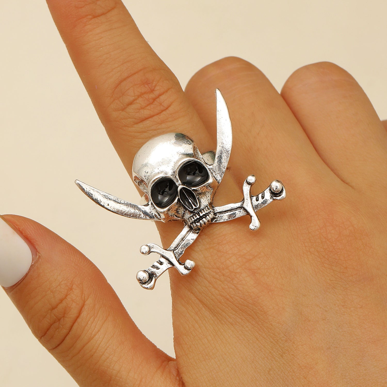 Wholesale Ancient Silver Gothic Skull Ring  Pirate Unisex Ring Fashion Jewelry Accessory