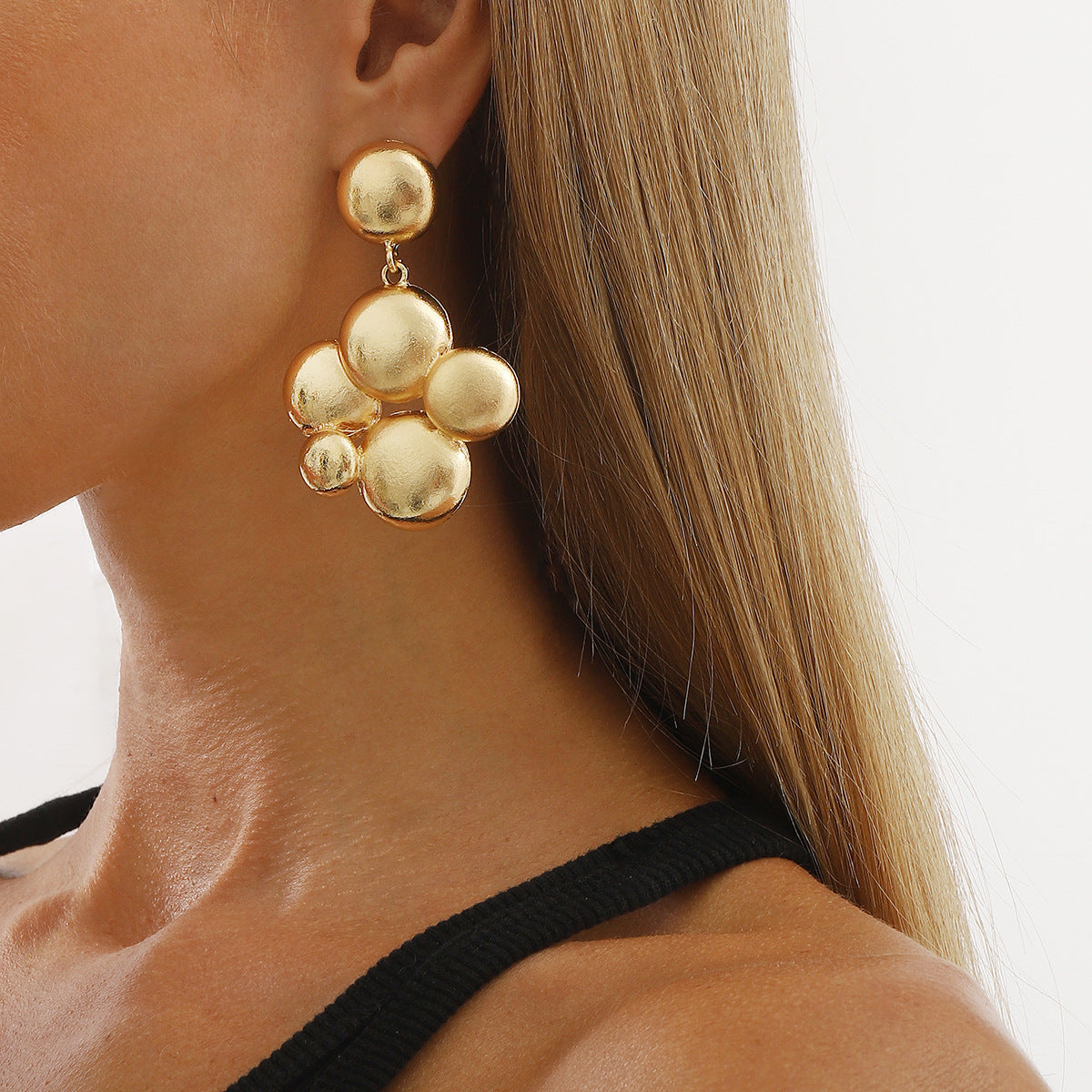 Wholesale exaggerated big brand round geometric alloy earrings simple new daily earrings