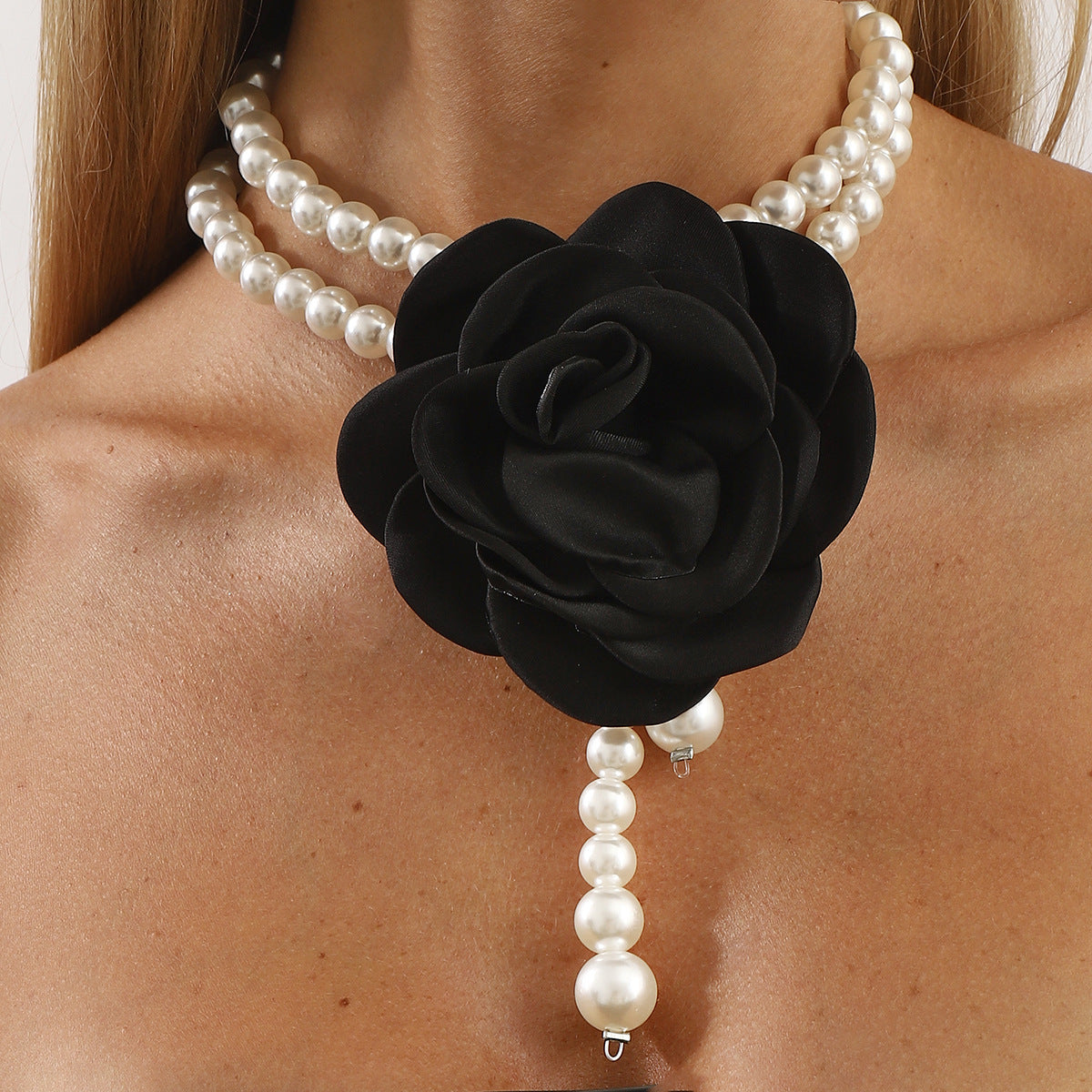 Wholesale retro Baroque rose flower choker clavicle necklace