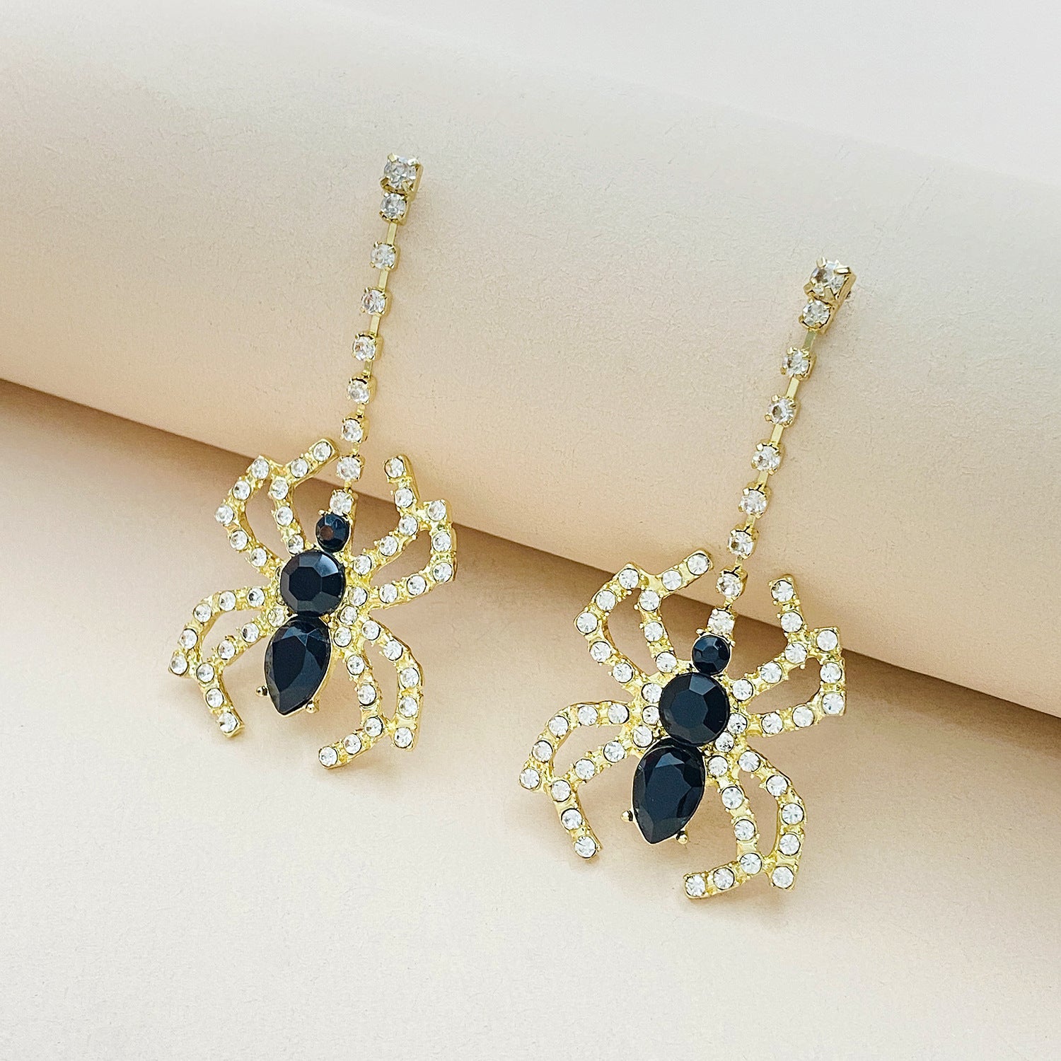 Wholesale Punk  Zircon Alloy Long Drop Earrings Fashion Accessory for Women