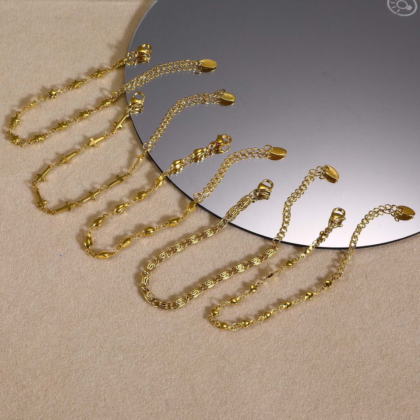 Wholesale Trendy Stainless Steel 18K Gold Tone Five Point Star Bracelet For Women Fashion Jewelry Accessory Gift And Boutique Resale