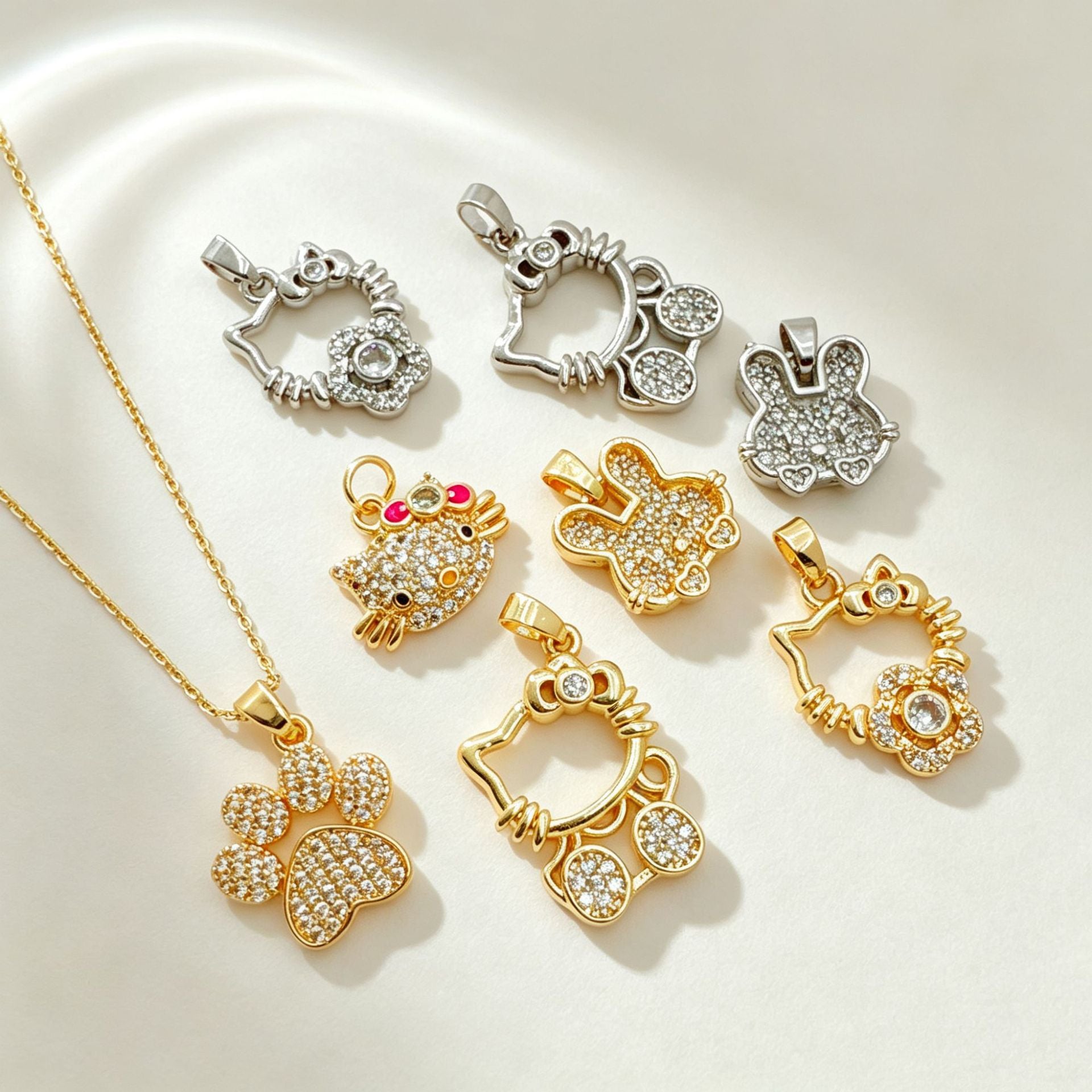 Wholesale Copper Gold-Plated Cat Pendant Zircon Hollow Design Trendy Boutique Jewelry Accessory