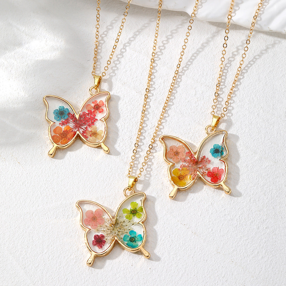 Wholesale Resin Dried Flower Butterfly Pendant Necklace Boutique Resale