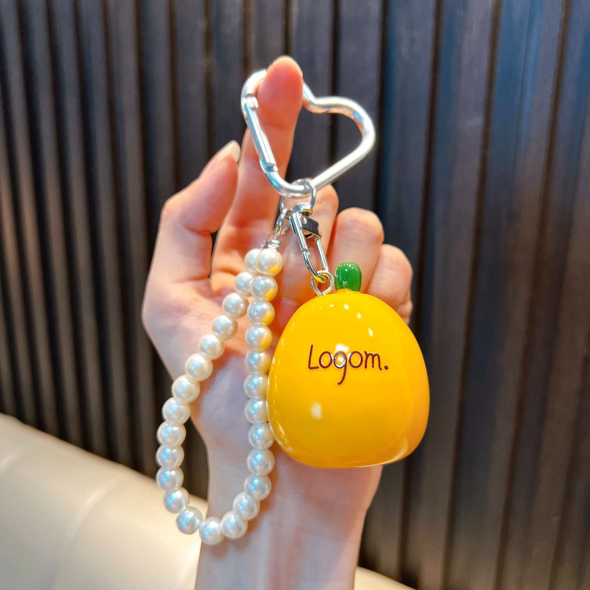 Wholesale Trendy Resin Bead Keychain Keyring Charm for Car Key Bag Decor