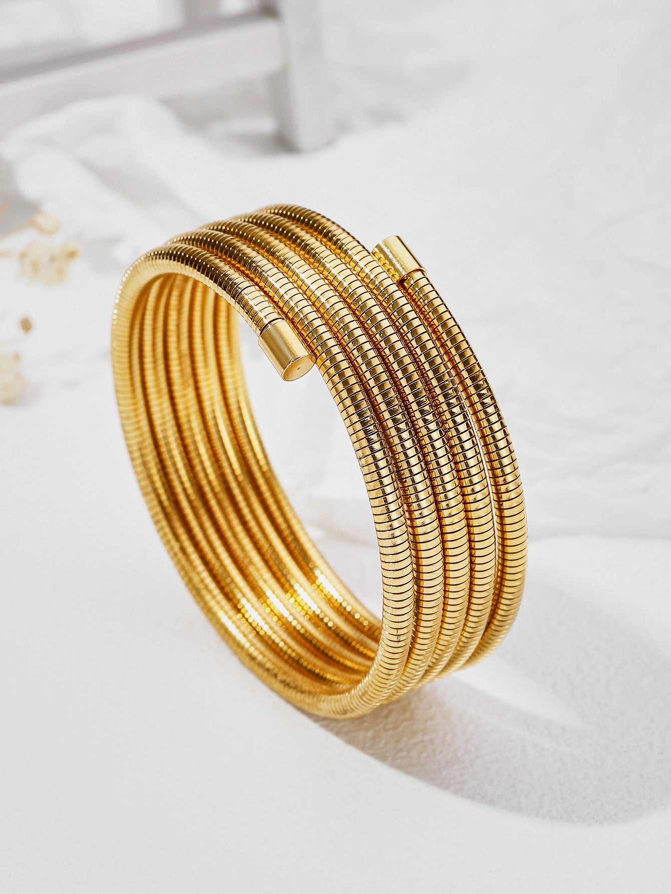 Wholesale Stainless steel gold single multi-turn multi-layer spring winding elastic ring plain ring bracelet