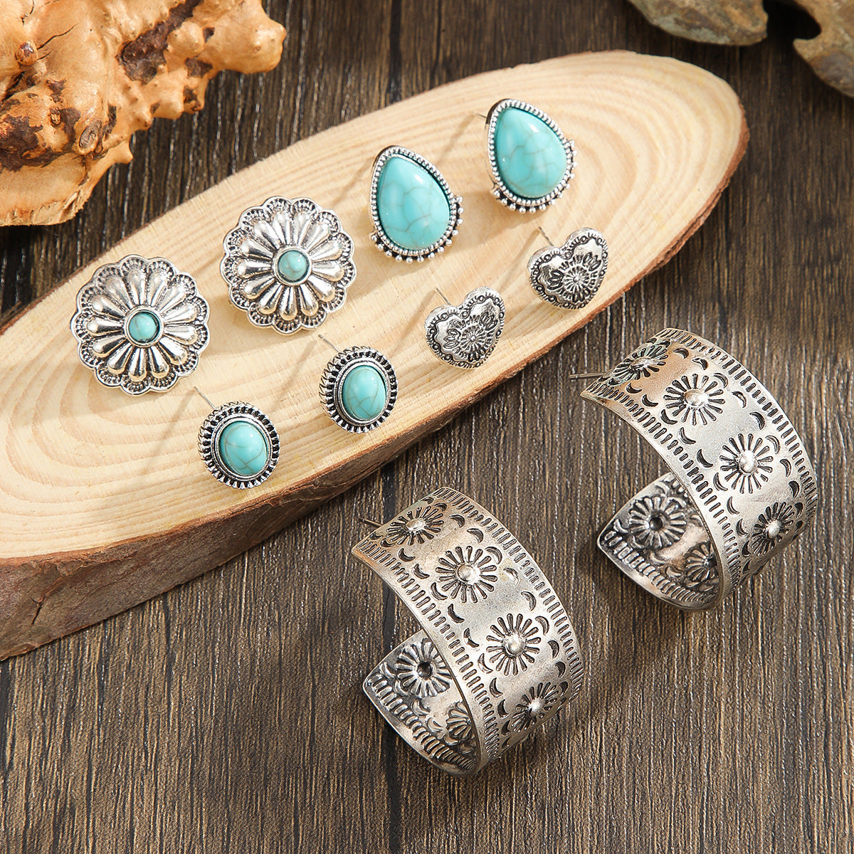 Wholesale  Retro 5 Pair Silver Turquoise Stone Decoration Fashion Round Bead Flower Earrings