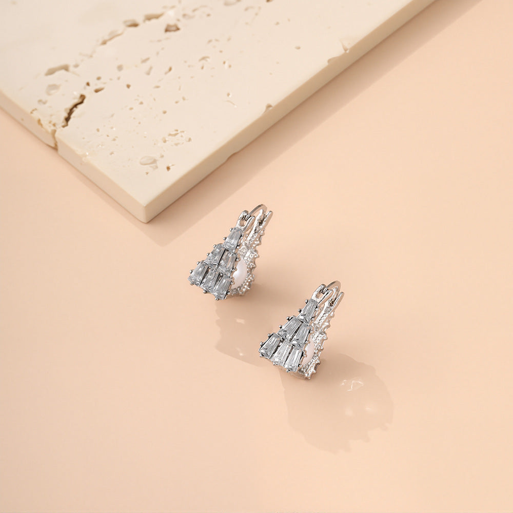 Wholesale Light luxury zircon pearl earrings