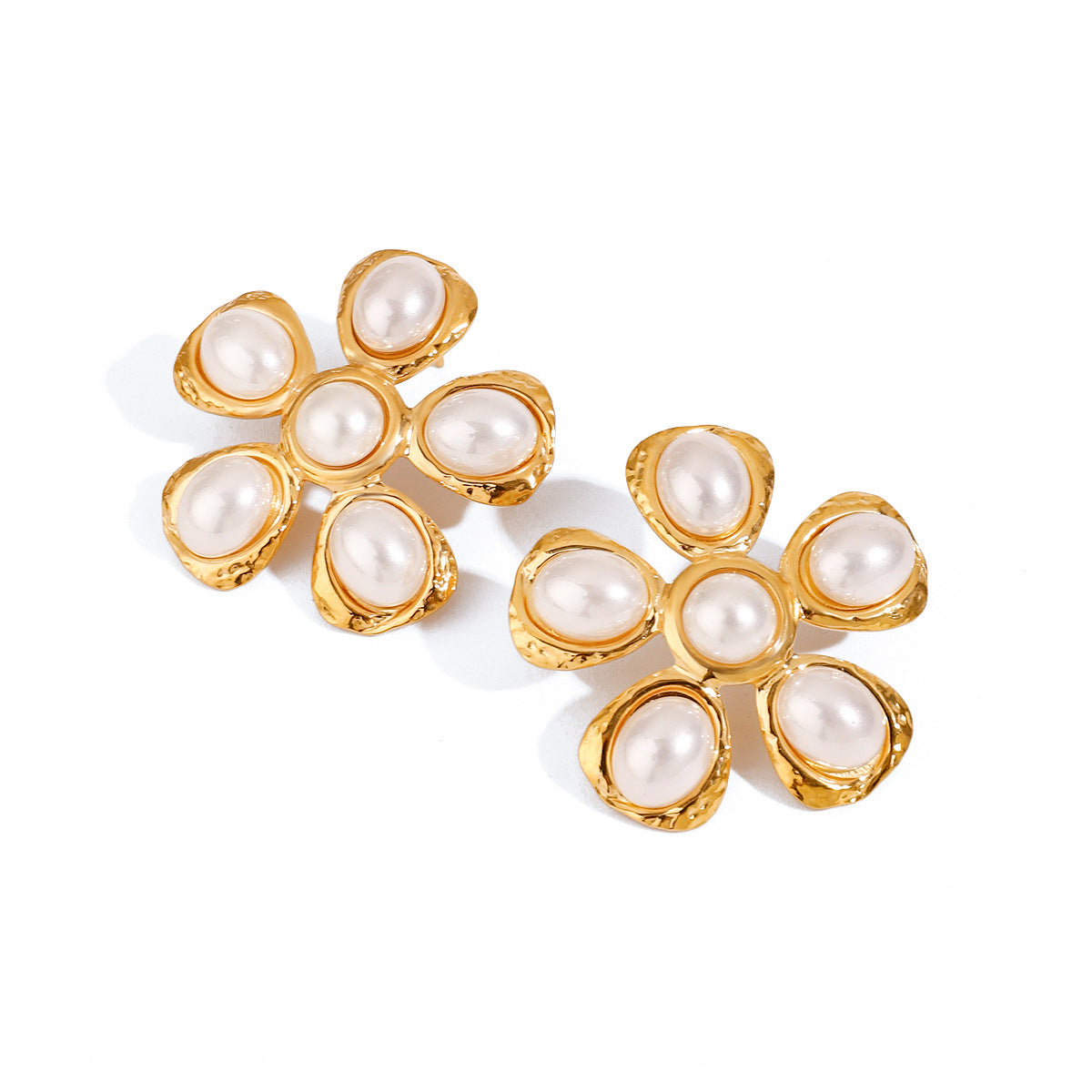 Wholesale stainless steel pearl  light luxury  earrings