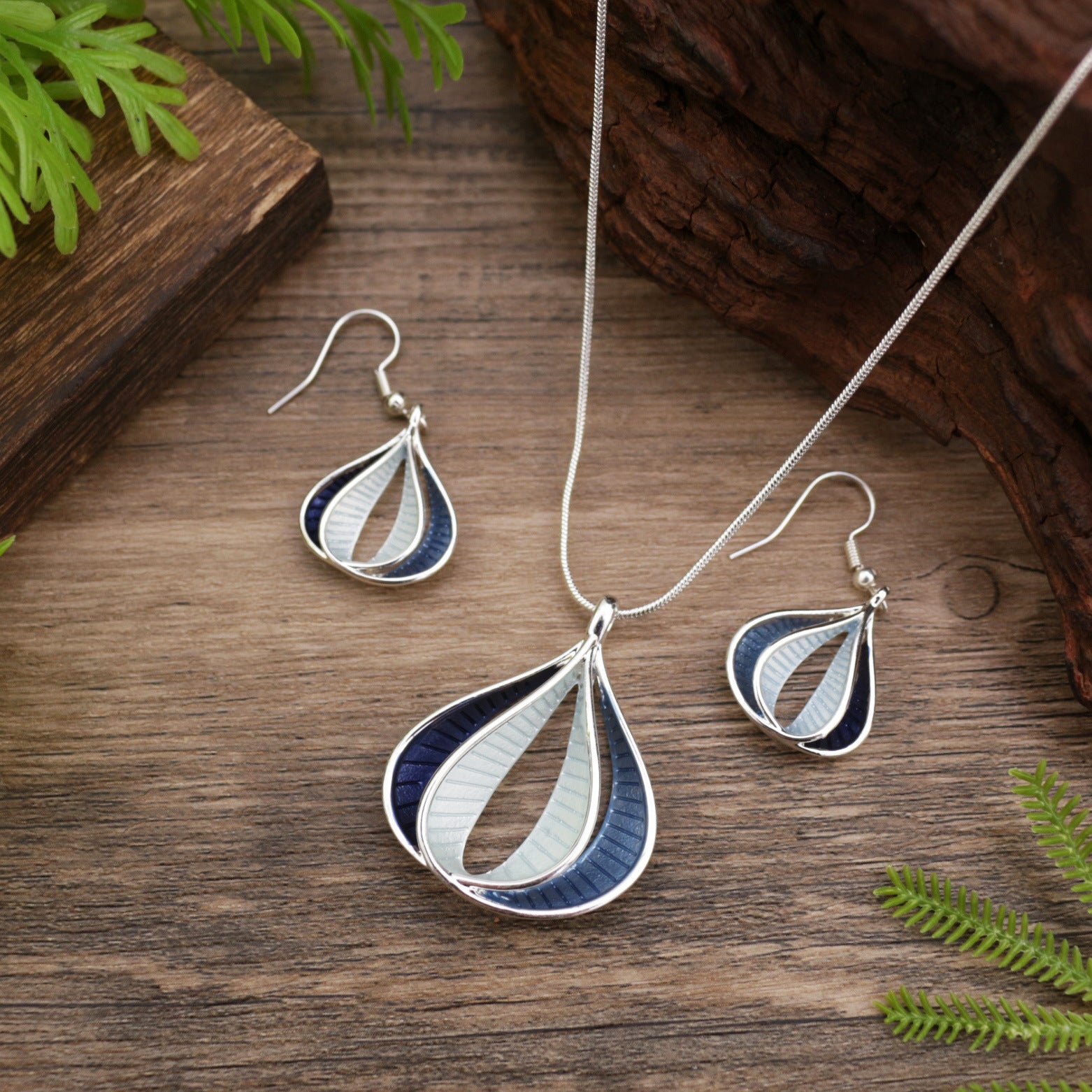 Wholesale  Enamel Hollow Drop Flower Earrings Pendant suit  Necklace