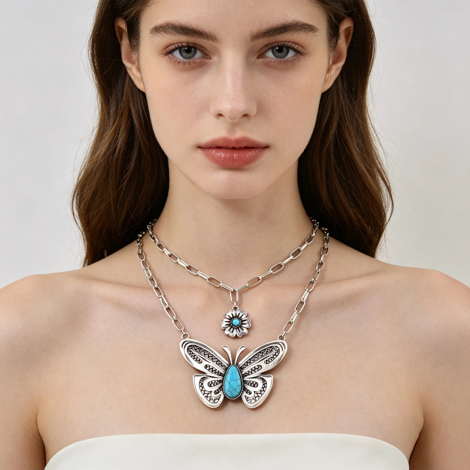 Wholesale Western Vintage Turquoise Butterfly Horseshoe Double-Layer Necklace,  Fashion Layering Jewelry Accessory for Party Gift