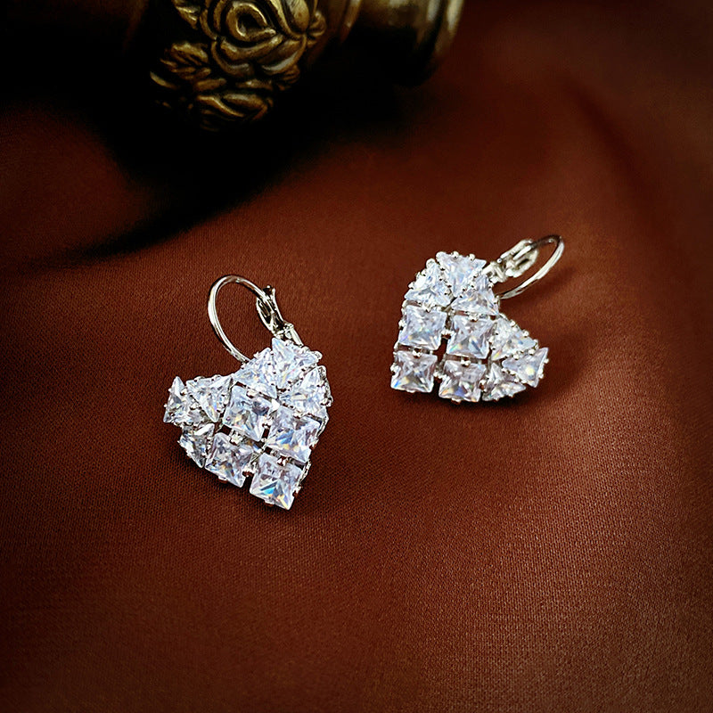 Wholesale Light Luxury Exquisite Compact Zircon Love Ear Buckle Earrings