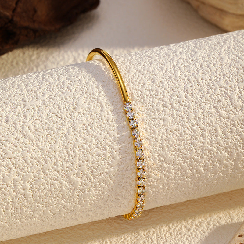 Wholesale Stainless steel bracelet light luxury high-end jewelry