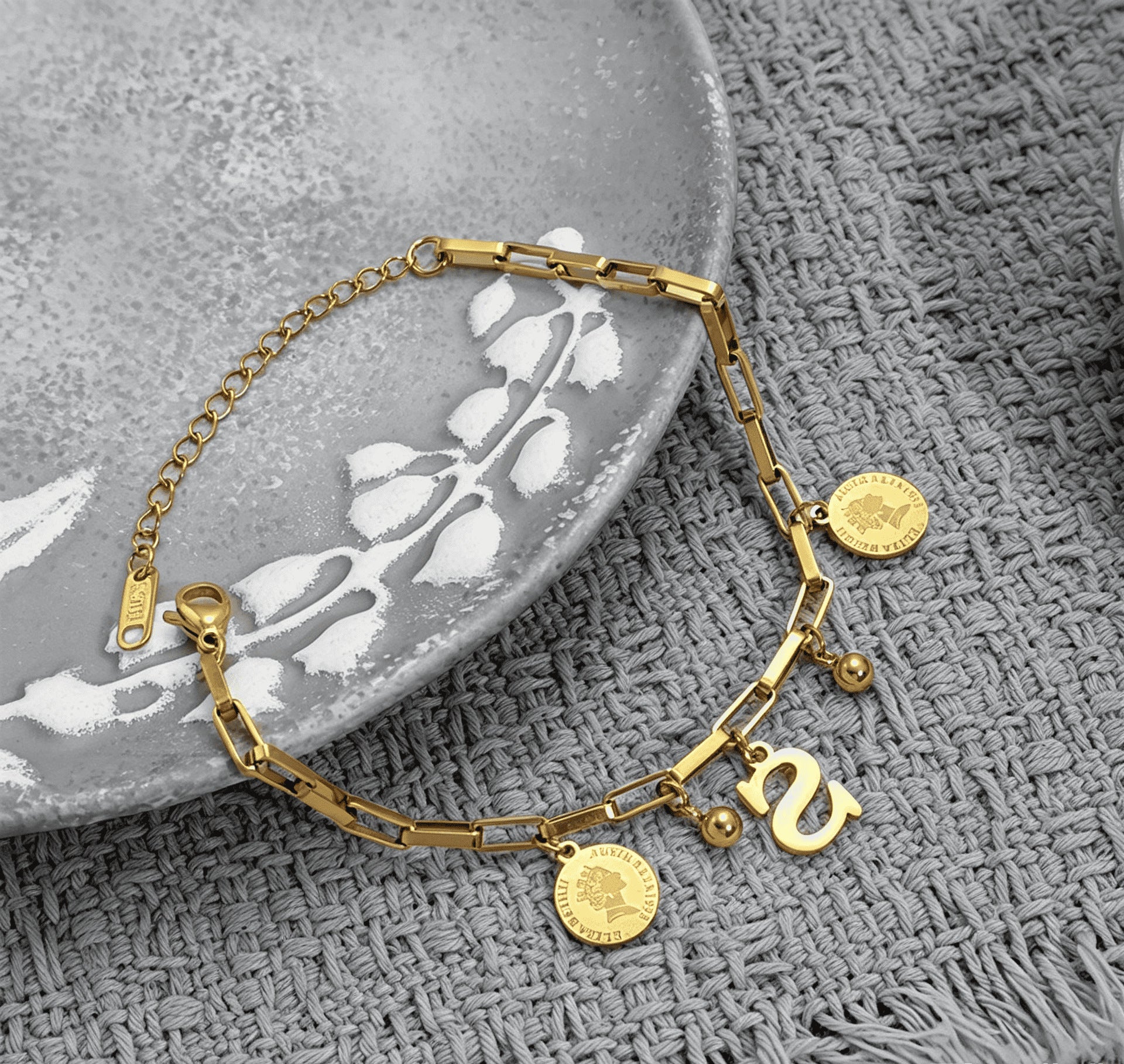 Wholesale Titanium Steel Gold Plated Letter Design Bracelet - Chic Fashion Accessory for Everyday Wear