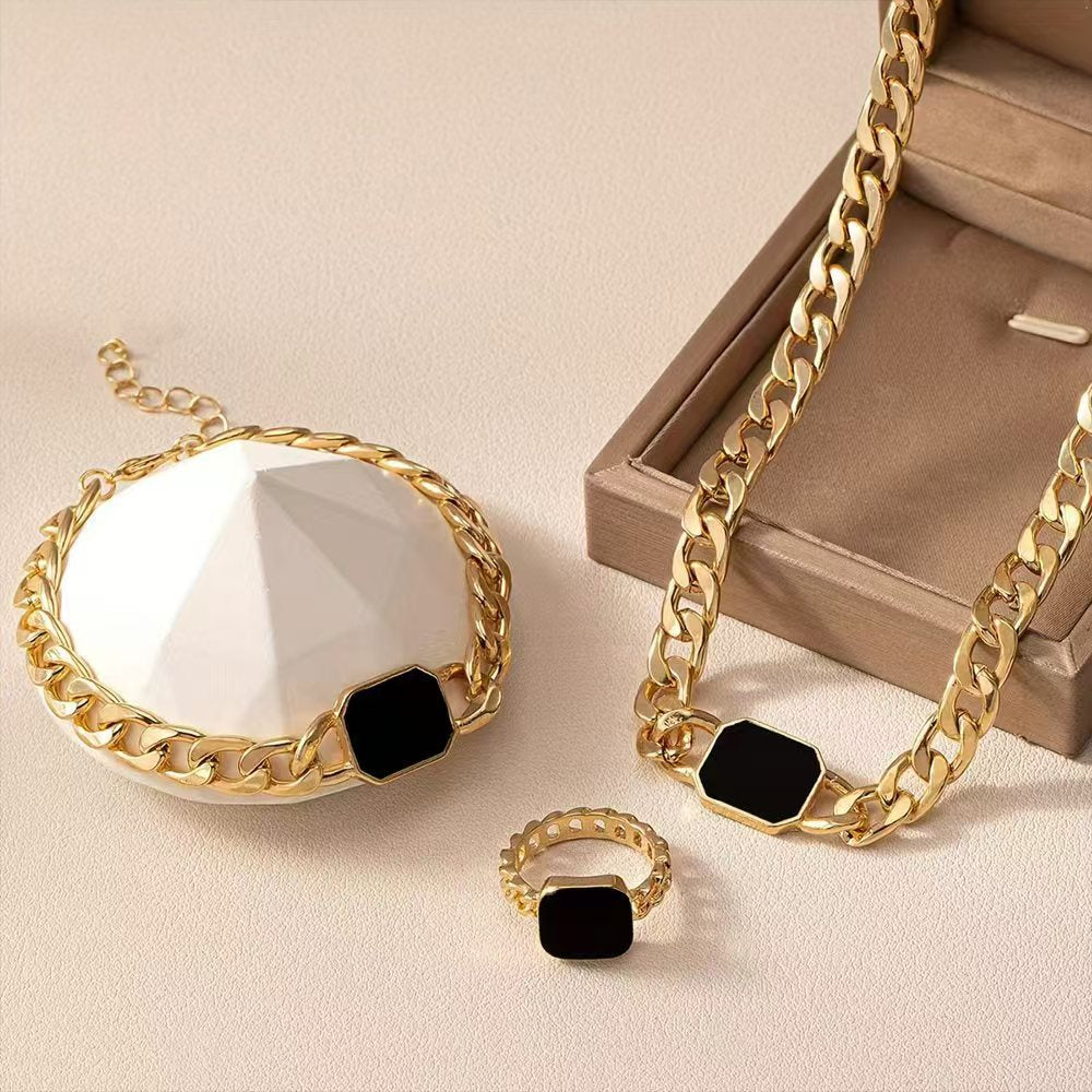 Wholesale Modern Geometric Square Cuban Chain Jewelry Set In Black Alloy Electroplated Fashion Accessory For Resale