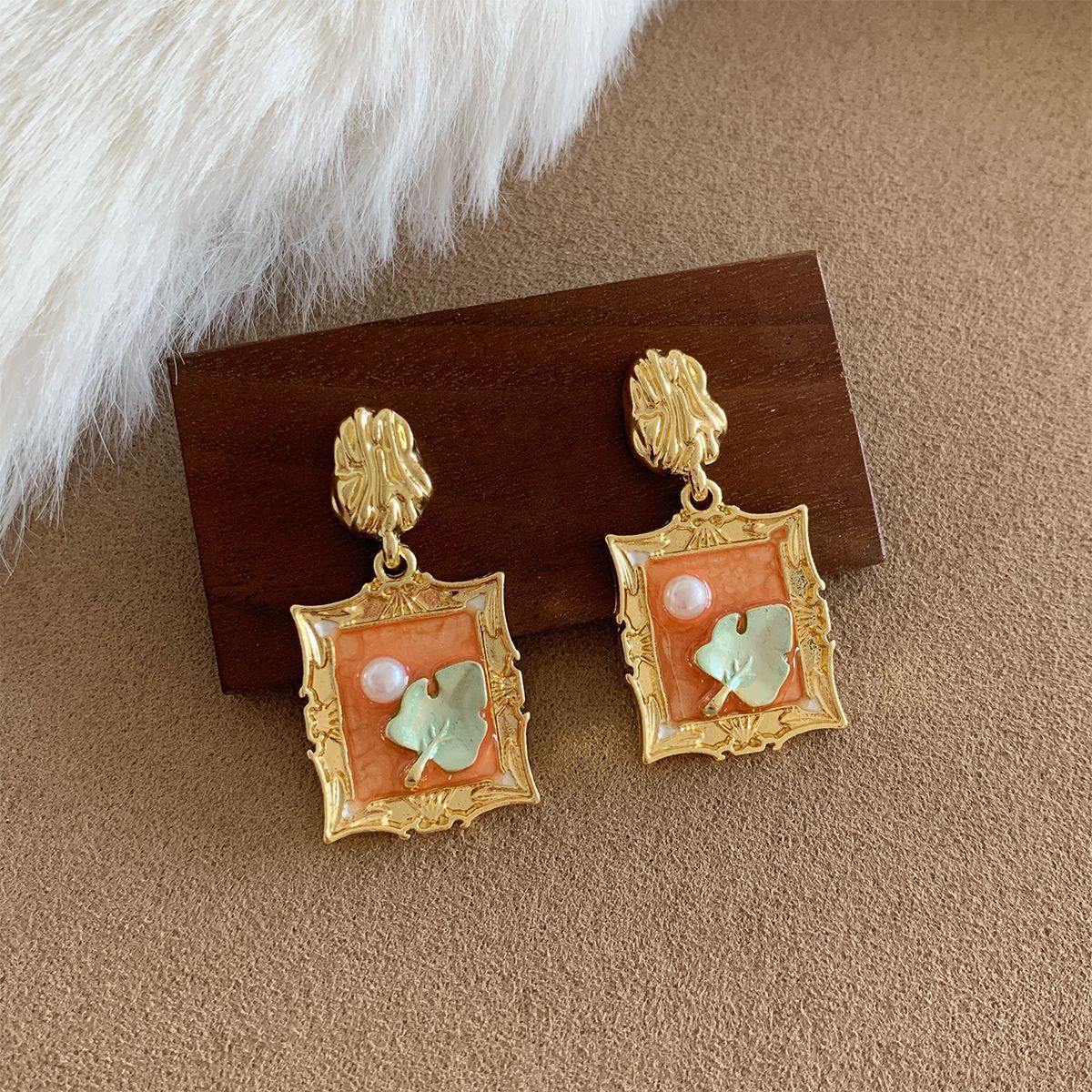 Wholesale oil painting pearl Monet garden earrings silver needle exquisite  design sense of medieval earrings