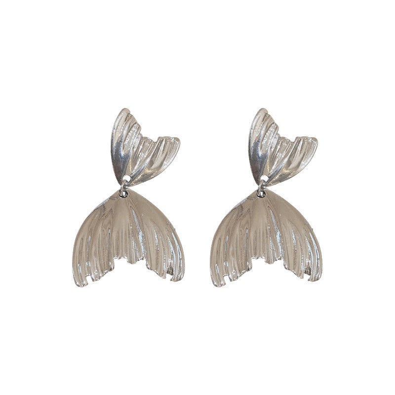 Wholesale S925 silver needle wrinkled fishtail earrings