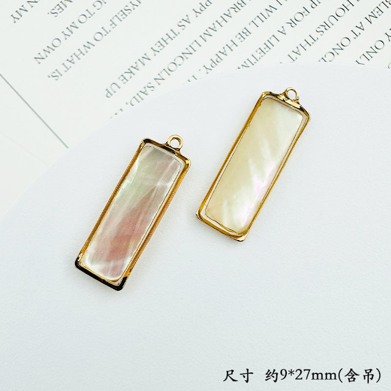 Wholesale Trendy Geometric Shell Pendant Copper Electroplated DIY Jewelry Accessory For Layering Necklaces Boutique Resale