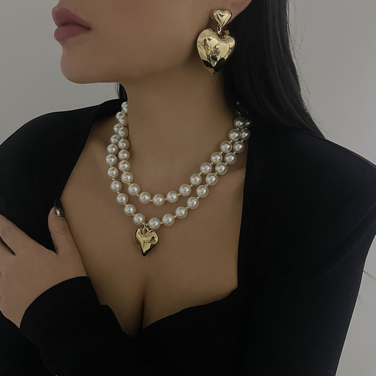 Wholesale  Valentine's Day personality three-dimensional smooth love earrings