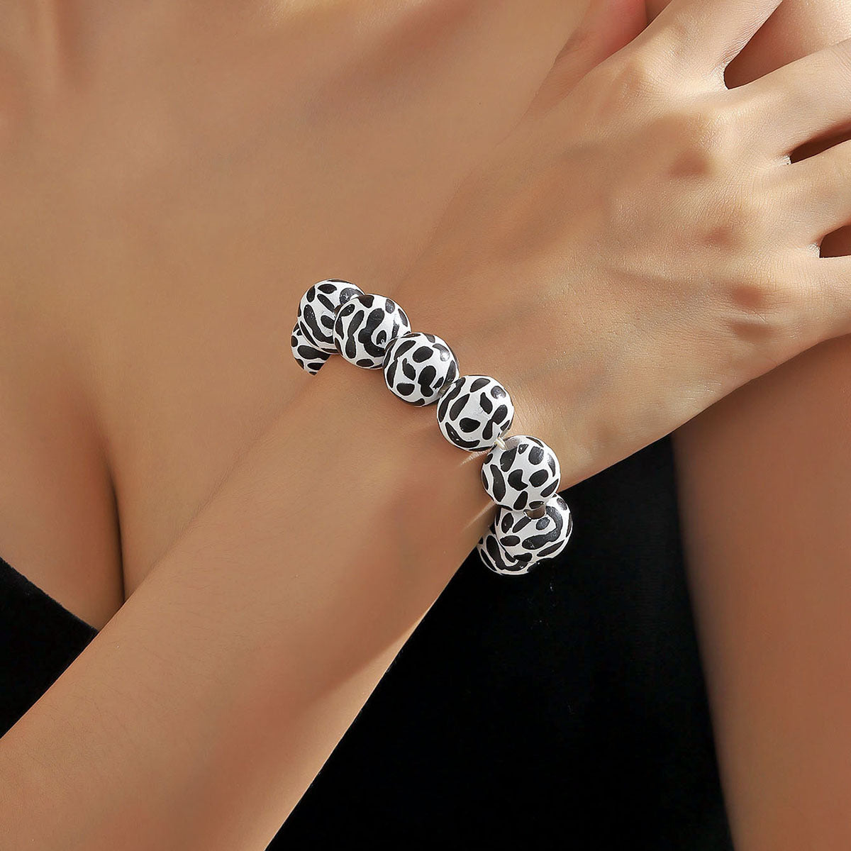 Wholesale Simple Five-pointed Star Polka Dot Printed Wood Beads Bracelet ACC-BT-JunJie014