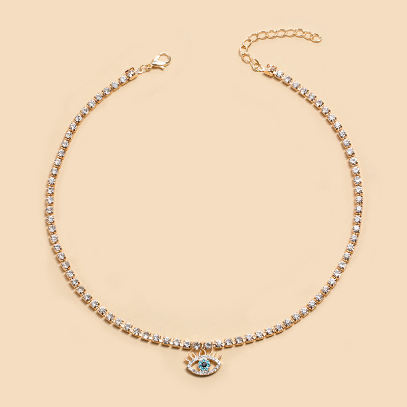Wholesale Retro Simple Devil's Eye Short Water Diamond Claw Chain Necklace
